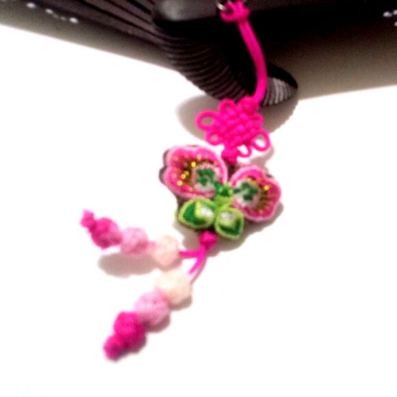 Vintage Korean Crane Design Traditional Hand Fan with Box & Organza Sleeve - Picture 6 of 6